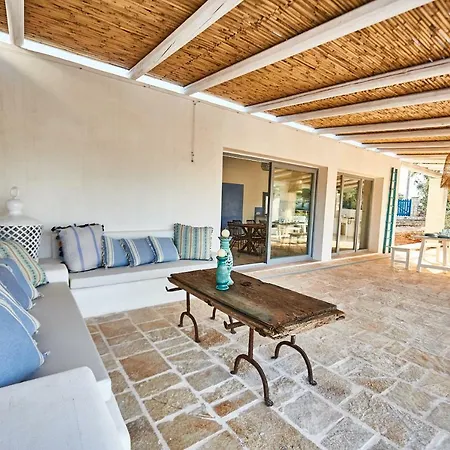 Vila Borgo Falgheri Ostuni